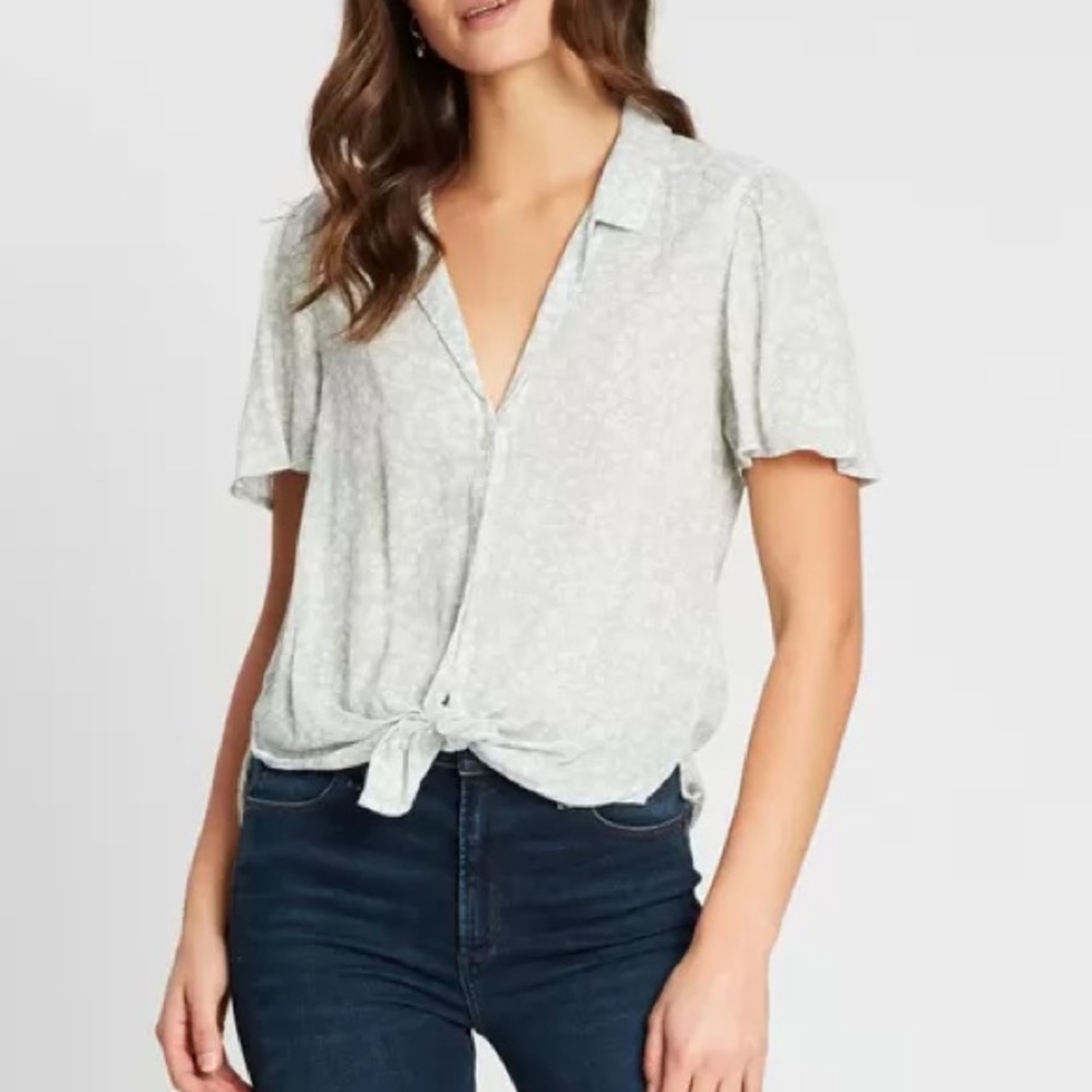 Abercrombie Flutter Sleeve Top